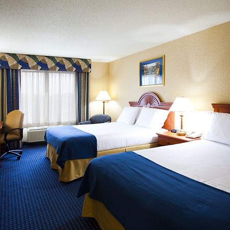 Holiday Inn Express Syracuse Airport By Ihg North Syracuse Zewnętrze zdjęcie