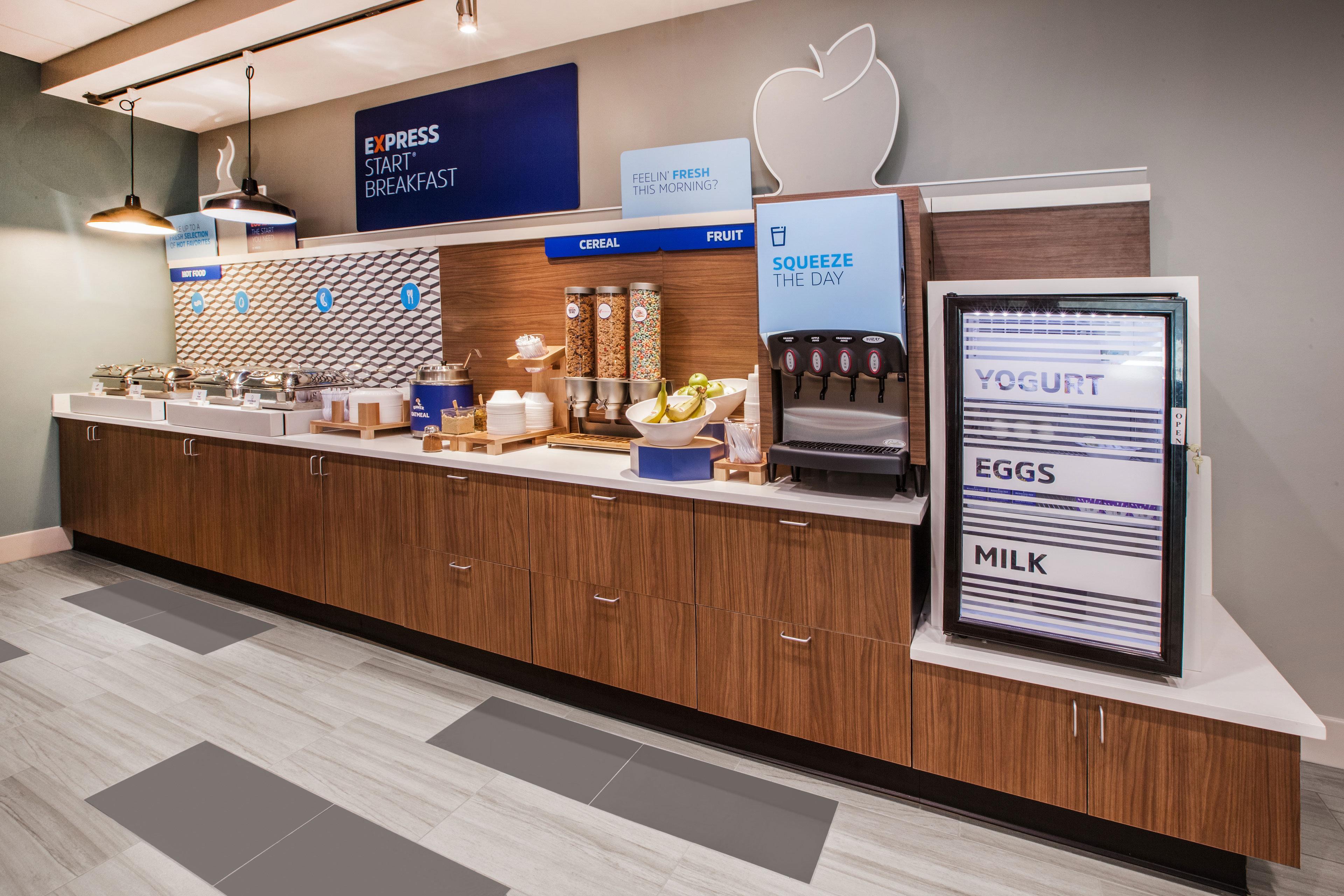 Holiday Inn Express Syracuse Airport By Ihg North Syracuse Zewnętrze zdjęcie
