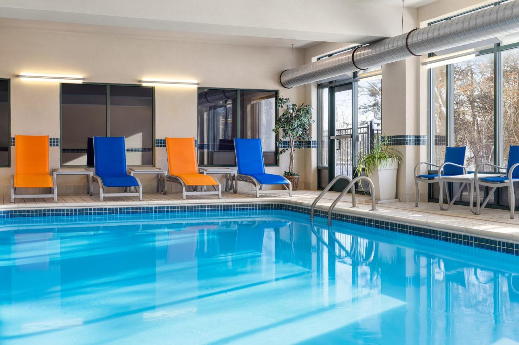 Holiday Inn Express Syracuse Airport By Ihg North Syracuse Zewnętrze zdjęcie